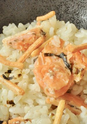 カルシウムたっぷり☆鮭"缶"茶漬けご飯-レシピのメイン写真