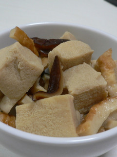 お弁当シリーズ★高野豆腐の含め煮-レシピのメイン写真
