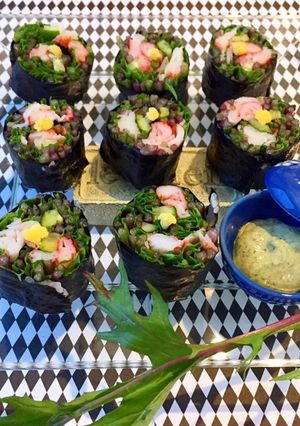 紫水菜カニカマ海苔巻きサラダ-レシピのメイン写真
