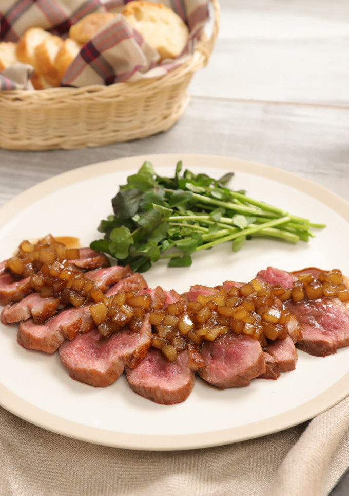 鴨肉のソテー♡洋梨バルサミコソース-レシピのメイン写真