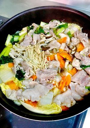 【めちゃ簡単】塩麹でコク旨！無水油鍋-レシピのメイン写真