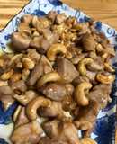 鶏もも肉で簡単☆カシューナッツの味噌炒め