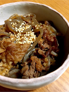 牛肉とこんにゃくのごま油炒め-レシピのメイン写真