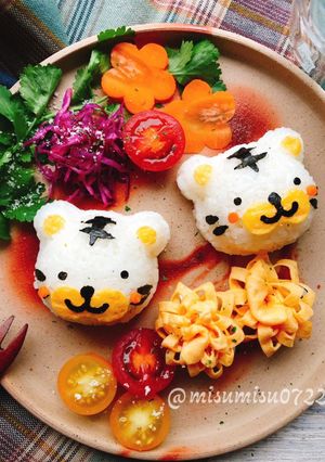 お弁当にホワイトタイガーおにぎり(動画有-レシピのメイン写真