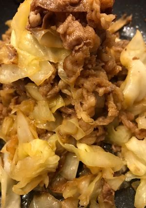 手抜き上等ステーキソースで簡単牛肉炒め-レシピのメイン写真