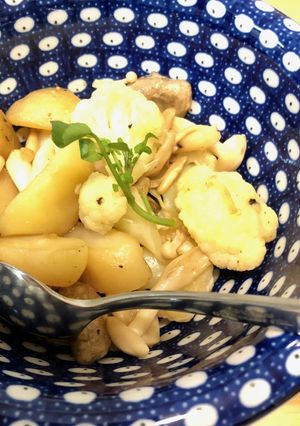 カリフラワーとキノコのバター醤油炒め-レシピのメイン写真