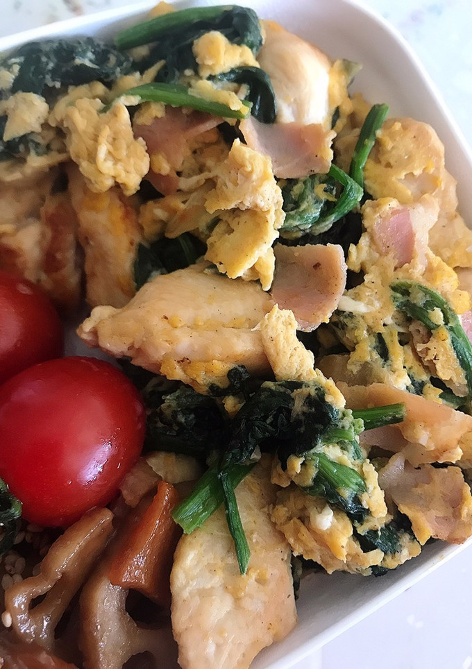 鶏むねとほうれん草の卵バター炒め☆-レシピのメイン写真