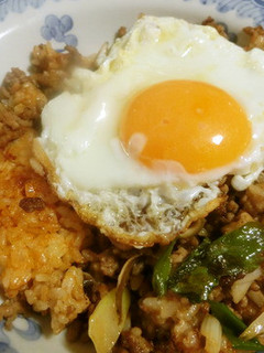 残り野菜で絶品ビビンバチャーハン^^-レシピのメイン写真