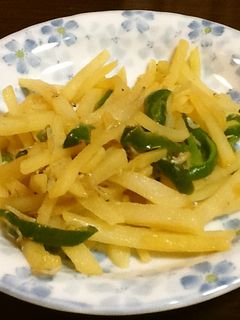 じゃがいもとちりめんじゃこの炒め物-レシピのメイン写真