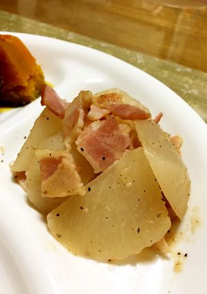 大根とベーコンのコンソメ炒め♪-レシピのメイン写真