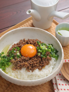 満足感たっぷり♪TKGそぼろ丼-レシピのメイン写真