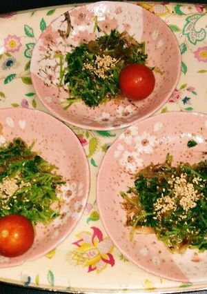 レンジで簡単(^q^)豆苗の鰹節和え✳☺-レシピのメイン写真