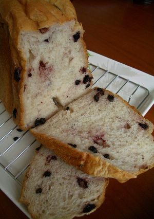 ＨＢブルーベリー＆クリームチーズの食パン-レシピのメイン写真