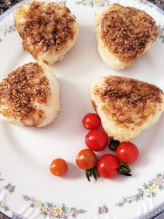 ノンフライヤーで焼きおにぎり-レシピのメイン写真
