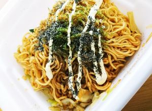 カップ焼きそばにすり胡麻ちょい足し♪-レシピのメイン写真