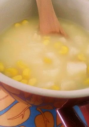 材料を入れ熱湯を注ぐだけで、あのスープ？-レシピのメイン写真