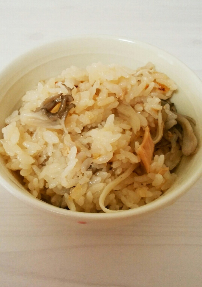 お鍋で炊く！舞茸とツナの炊き込みご飯-レシピのメイン写真