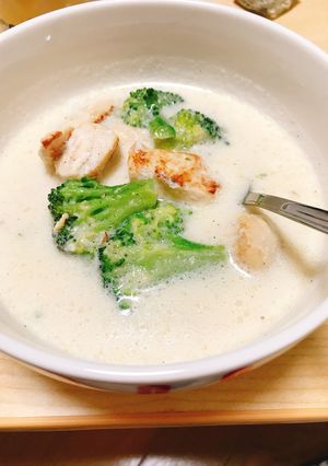 鶏肉の牛乳スープ-レシピのメイン写真