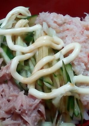 蟹缶とシーチキン缶で丼-レシピのメイン写真
