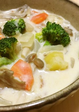 ルーなし☆鶏肉ときのこのクリームシチュー-レシピのメイン写真