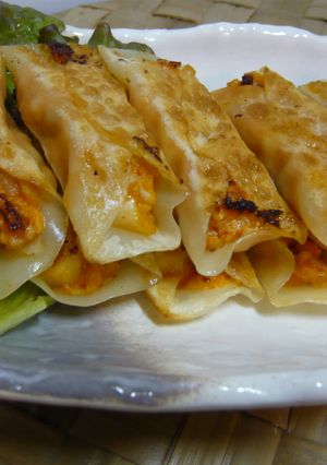 くるりと巻くだけ！簡単キムチ餃子-レシピのメイン写真