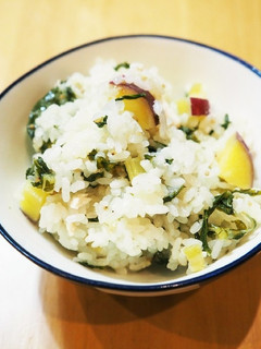 大根の葉とさつまいもの炊き込みご飯-レシピのメイン写真