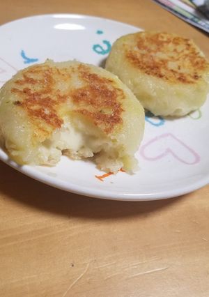 のびーーーるチーズいももち-レシピのメイン写真