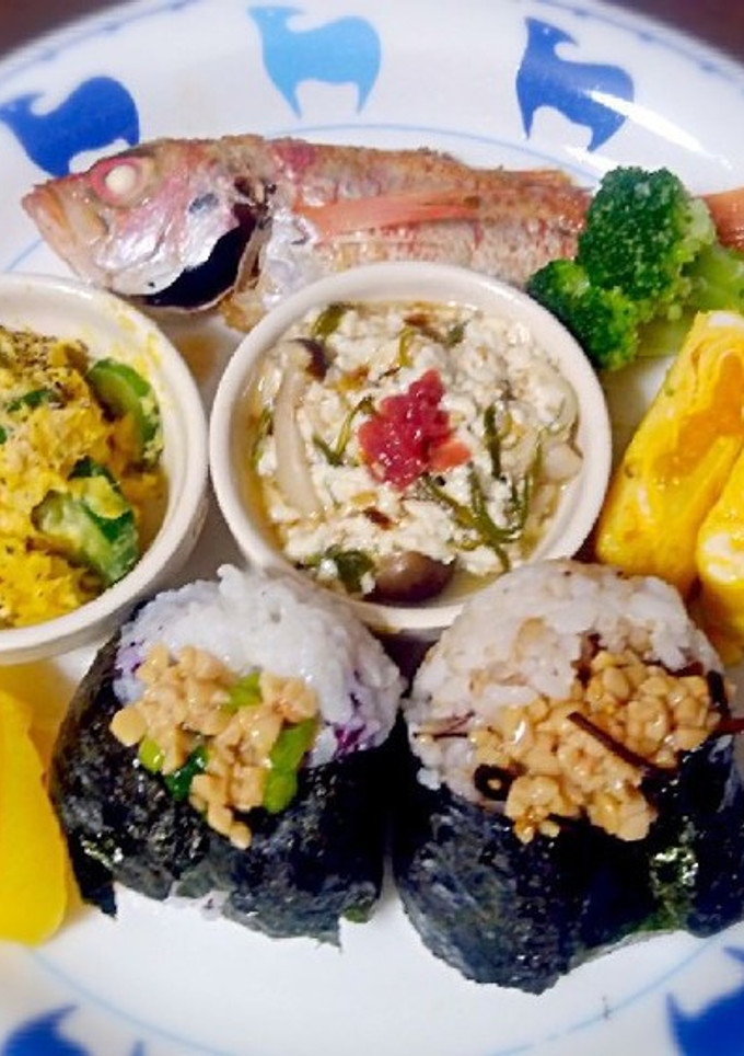 2種類の納豆おにぎりと彩り和風ランチ-レシピのメイン写真
