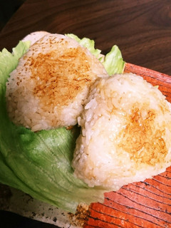 バター醤油とお出しの焼おにぎり-レシピのメイン写真