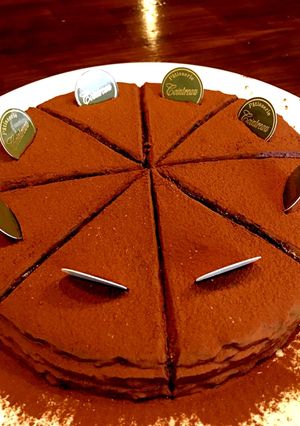 甘さ控え目な大人のチョコレートケーキ-レシピのメイン写真