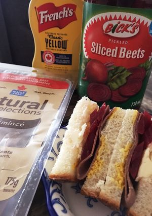 ローストビーフとビーツのサンドイッチ-レシピのメイン写真