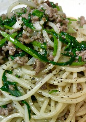 ひき肉と春菊のパスタ-レシピのメイン写真