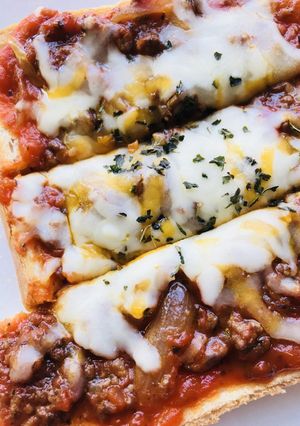 ミートソースのピザトースト-レシピのメイン写真