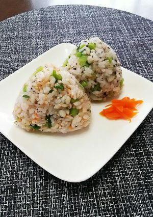 ぬか漬け・ゆかりのおにぎり。-レシピのメイン写真
