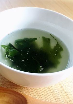お湯を注ぐだけ☆即席わかめスープ-レシピのメイン写真