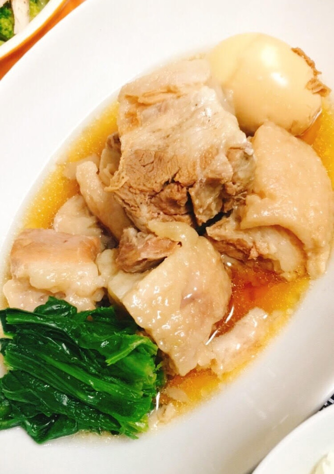 ほうれん草で鮮やかに！豚の角煮-レシピのメイン写真