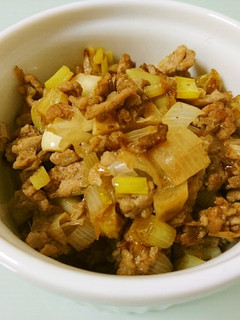 作り置き☆長ネギと挽肉の中華風炒め-レシピのメイン写真