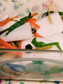 超簡単!かぶの彩り栄養満点✨浅漬け☺-レシピのメイン写真