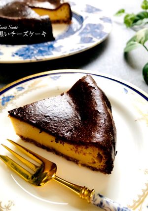 ２種のチーズの黒いチーズケーキ-レシピのメイン写真