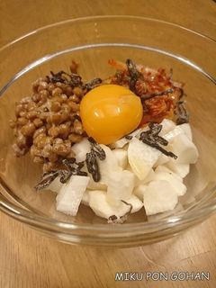 混ぜるだけ簡単!長芋とキムチの納豆和え-レシピのメイン写真