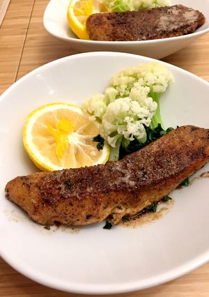 肉厚秋シャケのバタームニエル-レシピのメイン写真