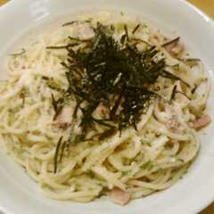 รูปของ 簡単ランチ　大葉の和風ジェノベーゼパスタ