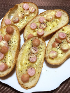 ウィンナーのバターチーズパン!(^^)!-レシピのメイン写真
