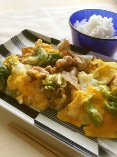 白菜の漬物と豚こまの卵とじ-レシピのメイン写真