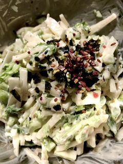 栄養満点!捨てる所無し!大根葉皮サラダ-レシピのメイン写真