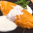 紅に染まったオムレツ☆チーズソースがけ