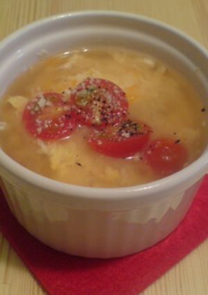 ミニトマトと卵の★イタリア～ンな味噌汁-レシピのメイン写真