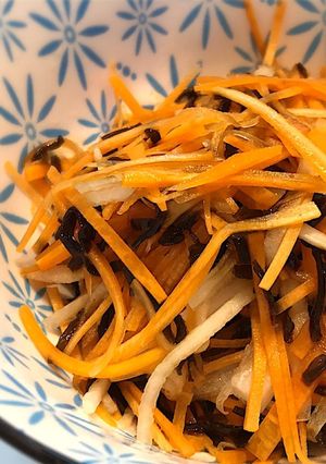 大根と人参で＊昆布風味の簡単即席漬け-レシピのメイン写真