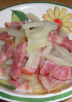 チンだけ！簡単☆大根とベーコンの蒸し煮-レシピのメイン写真