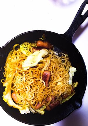 ソーセージとキャベツのカレー焼きそば♪-レシピのメイン写真
